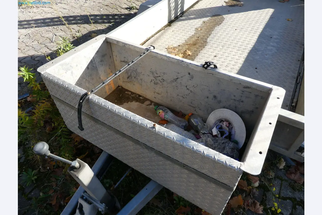 Operativna in pisarniška oprema službe za odstranjevanje eksplozivnih ubojnih sredstev-7