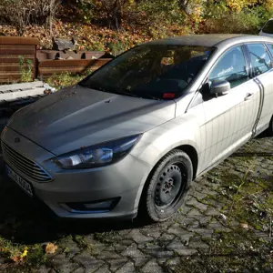 Automóvel Ford Focus 1.5 TDCi Kombi