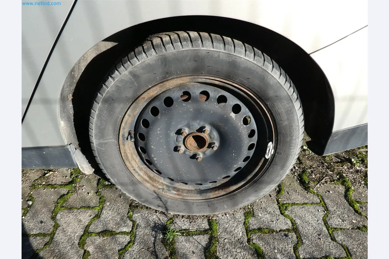 Equipamiento operativo y de oficina de un servicio de desactivación de explosivos-25