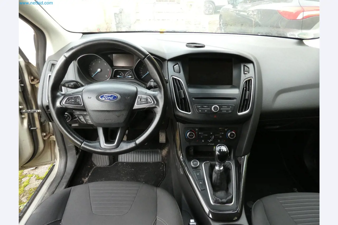 Equipamiento operativo y de oficina de un servicio de desactivación de explosivos-8