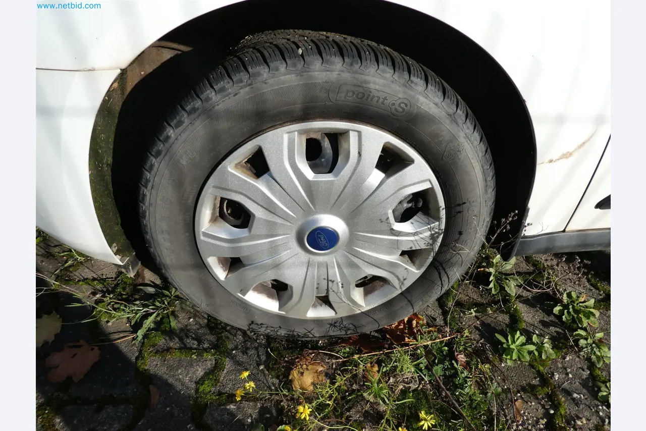 Equipamento operacional e de escritório de um serviço de eliminação de engenhos explosivos-21