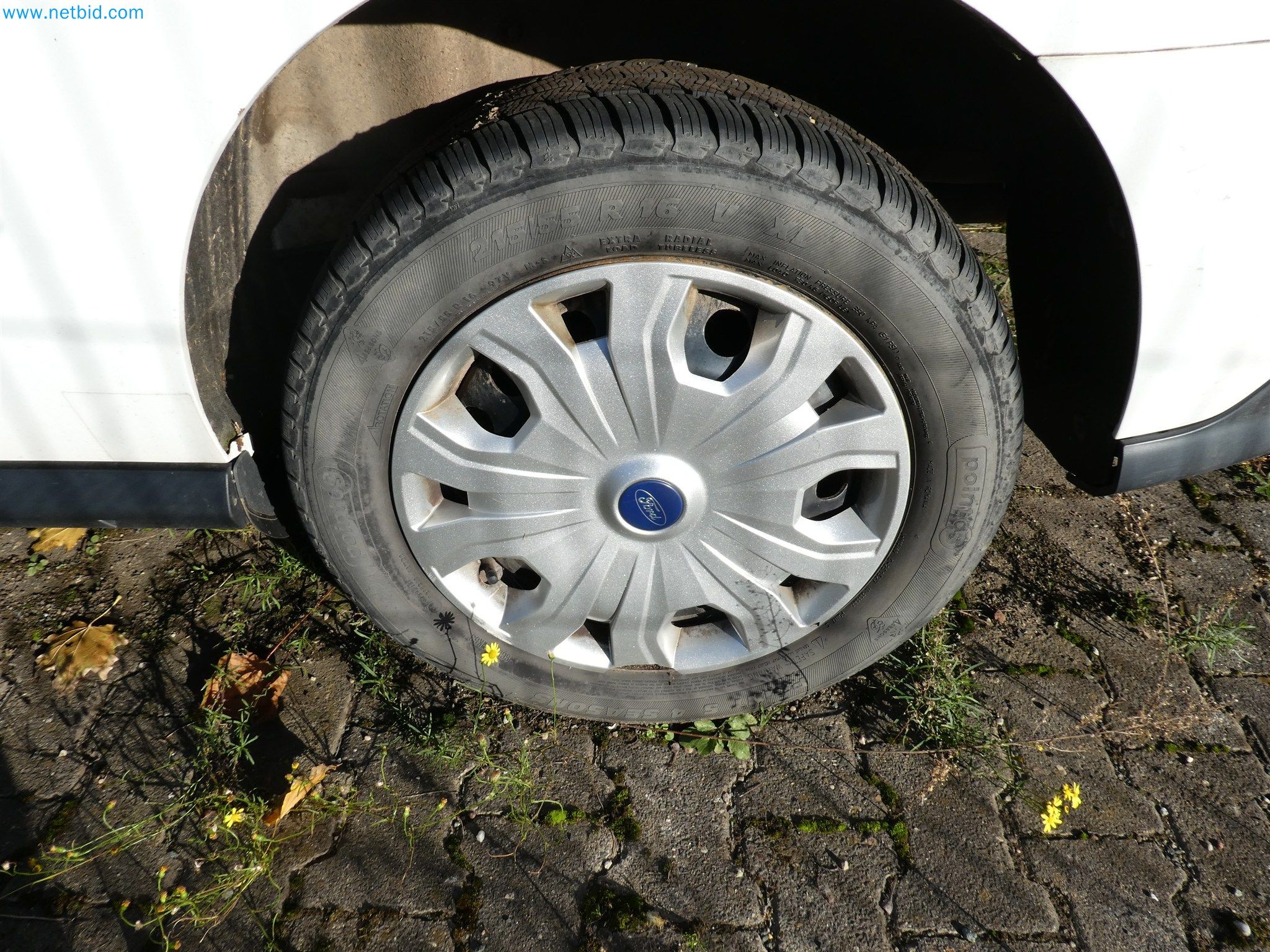 Equipamento operacional e de escritório de um serviço de eliminação de engenhos explosivos-2