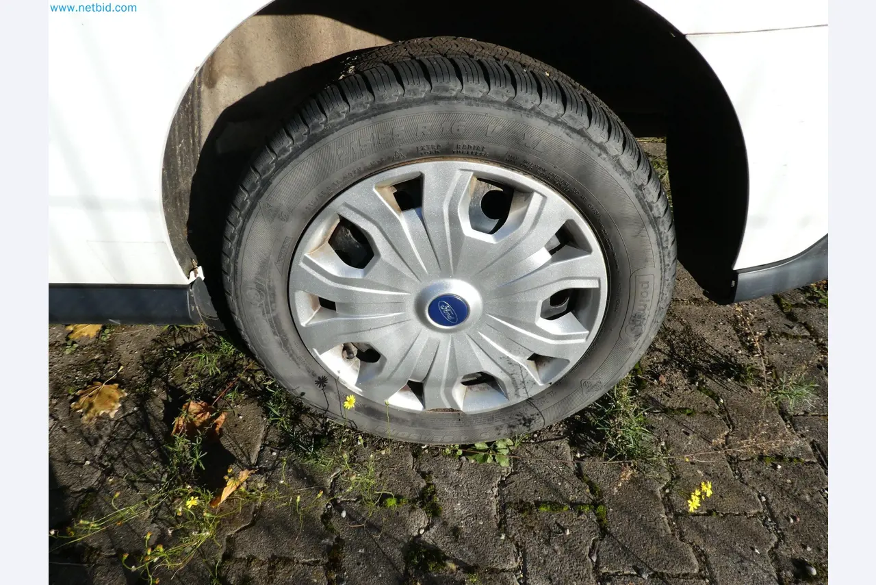 Equipamento operacional e de escritório de um serviço de eliminação de engenhos explosivos-2