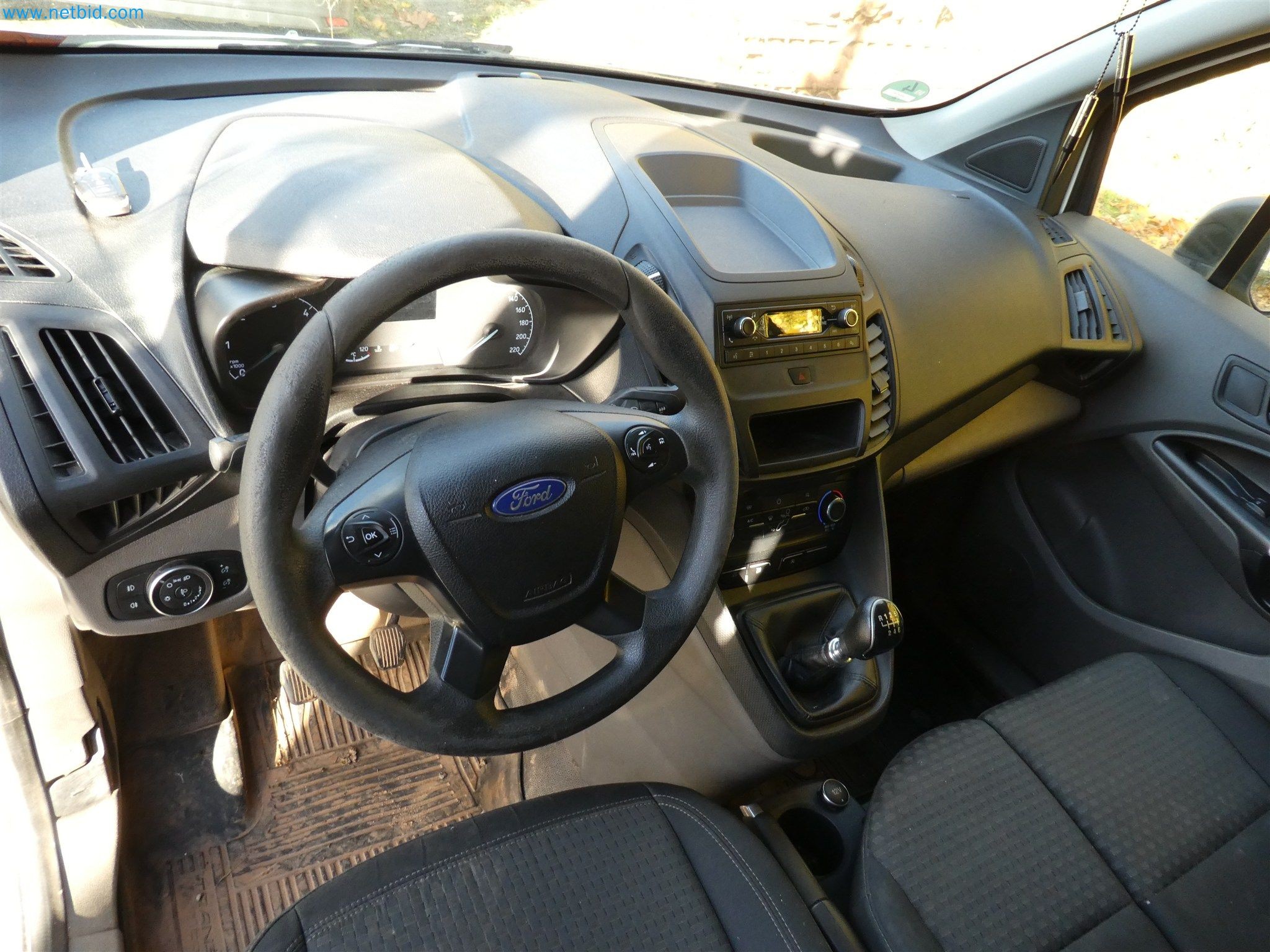 Equipamento operacional e de escritório de um serviço de eliminação de engenhos explosivos-6