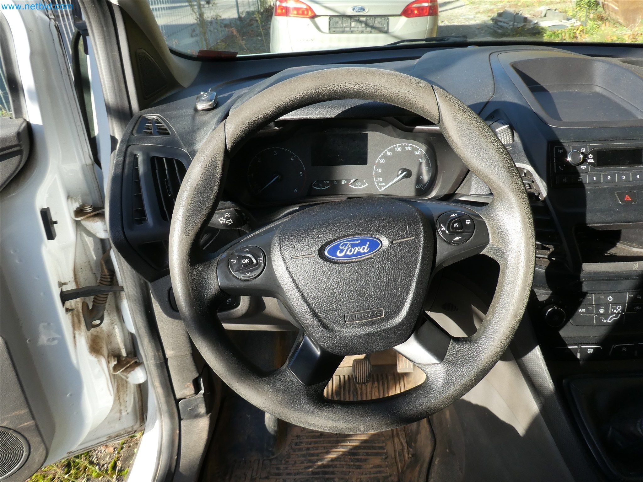 Equipamento operacional e de escritório de um serviço de eliminação de engenhos explosivos-8