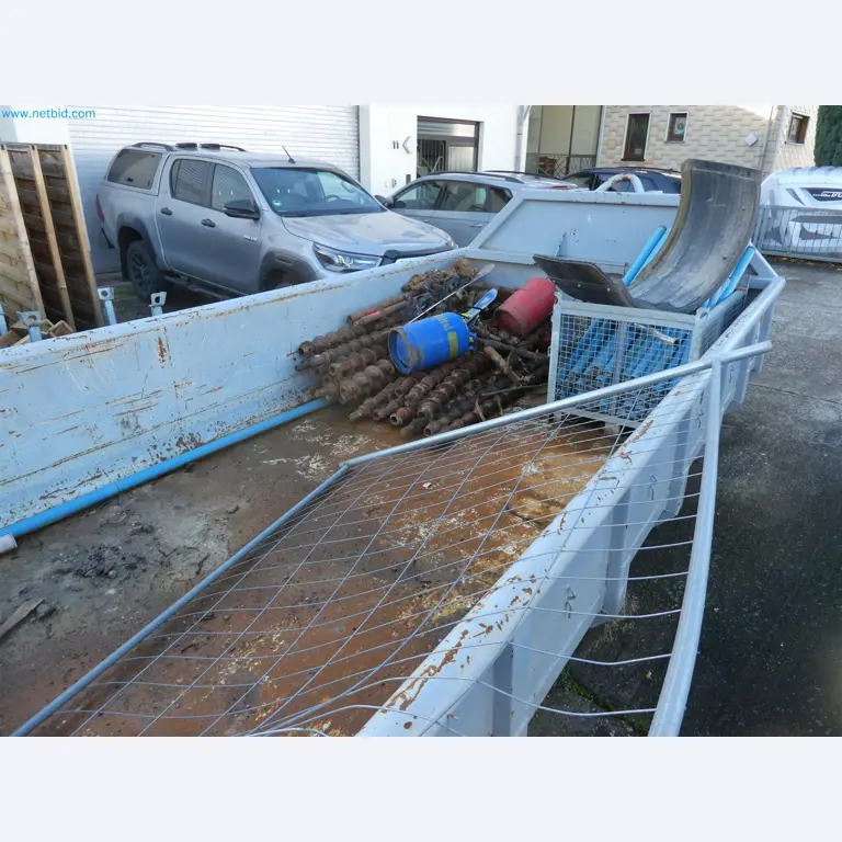 Equipamiento operativo y de oficina de un servicio de desactivación de explosivos-2