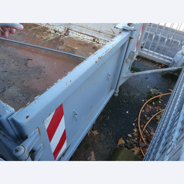 Equipamiento operativo y de oficina de un servicio de desactivación de explosivos-3