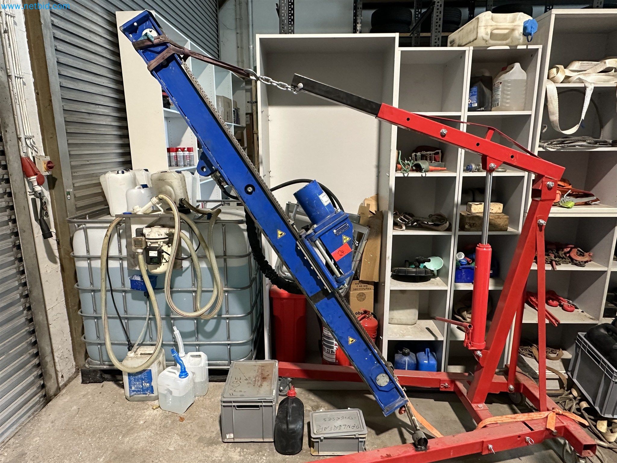 Equipamiento operativo y de oficina de un servicio de desactivación de explosivos-10