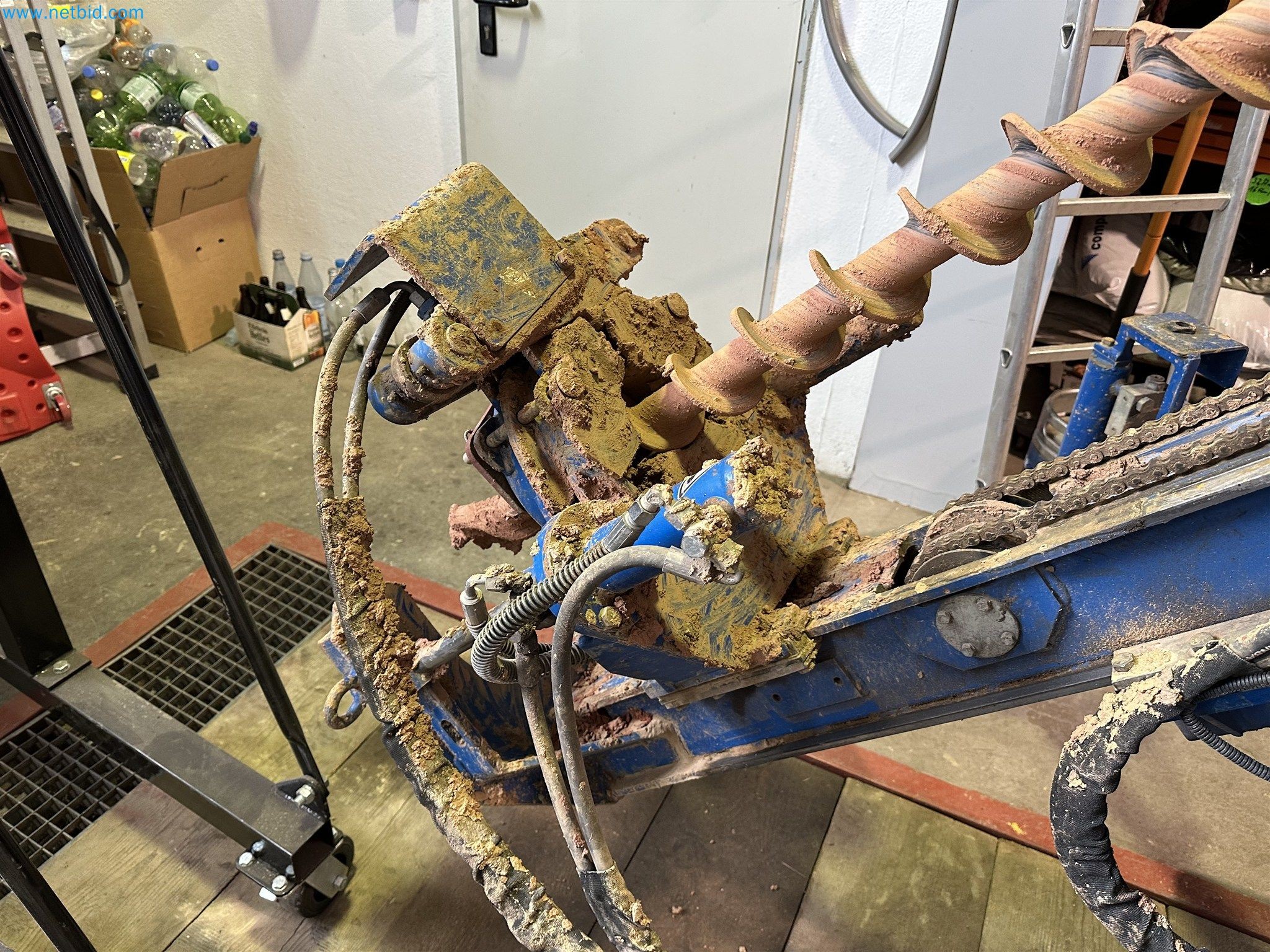 Equipamiento operativo y de oficina de un servicio de desactivación de explosivos-15