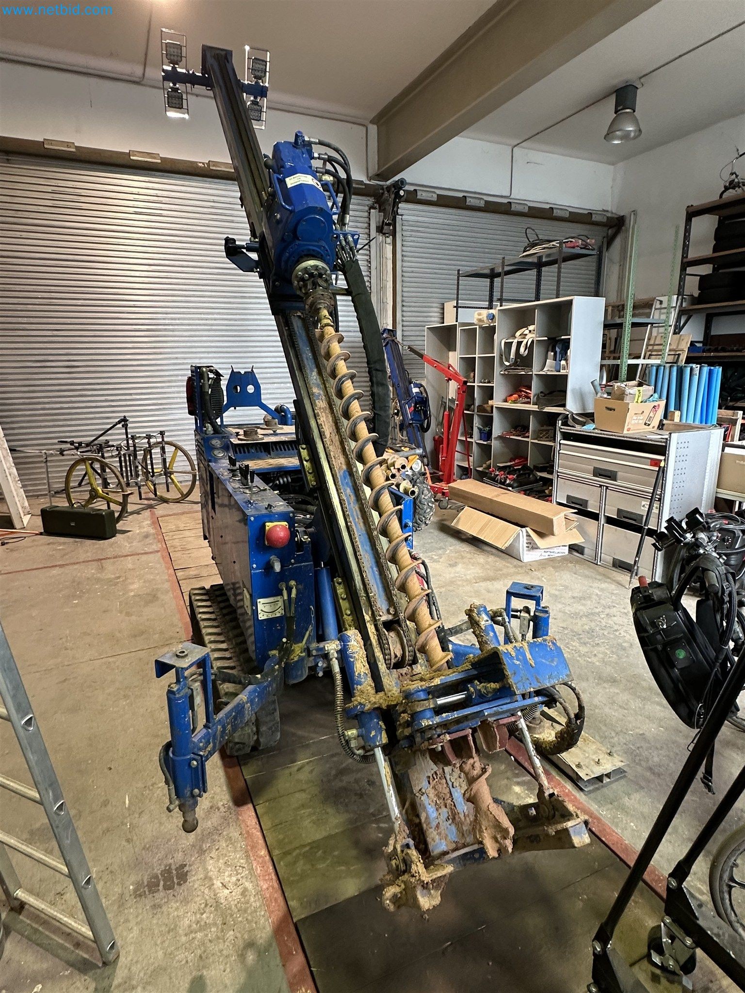 Equipamiento operativo y de oficina de un servicio de desactivación de explosivos-20