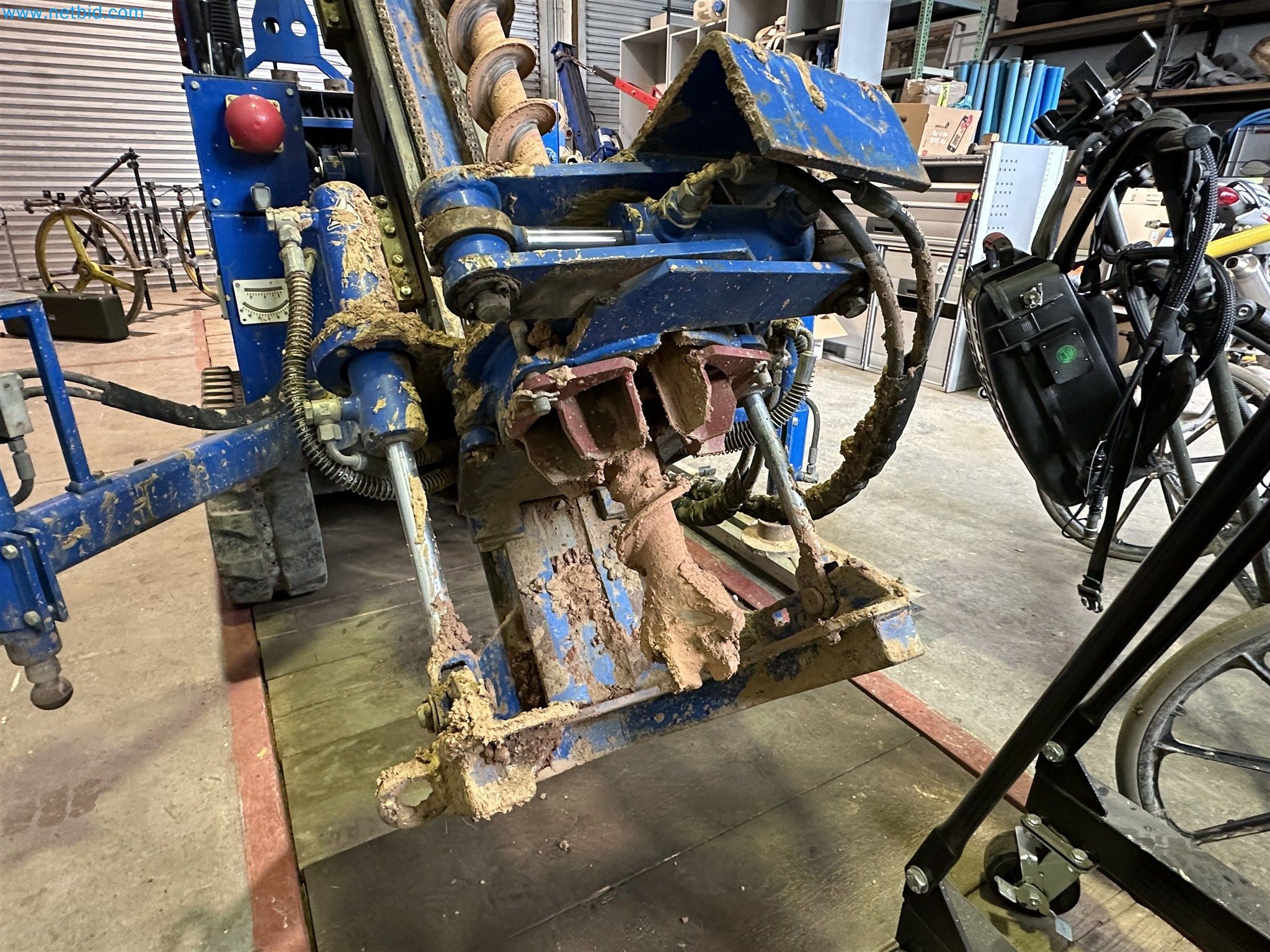 Equipamiento operativo y de oficina de un servicio de desactivación de explosivos-21