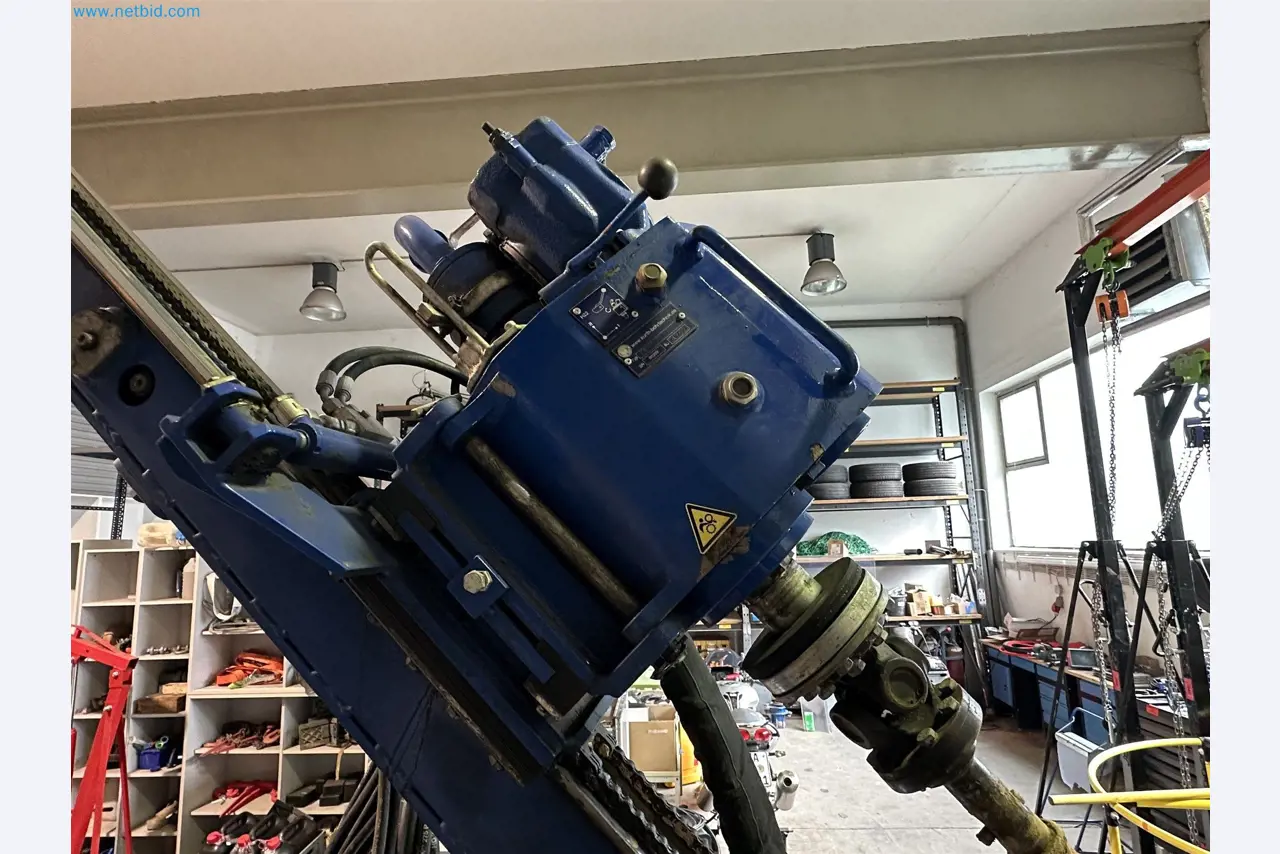 Equipamiento operativo y de oficina de un servicio de desactivación de explosivos-4