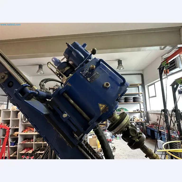 Equipamiento operativo y de oficina de un servicio de desactivación de explosivos-4