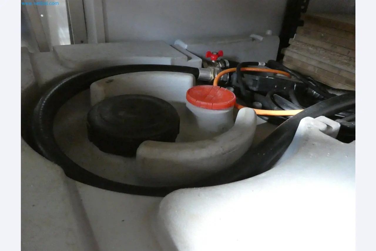 Equipamiento operativo y de oficina de un servicio de desactivación de explosivos-2