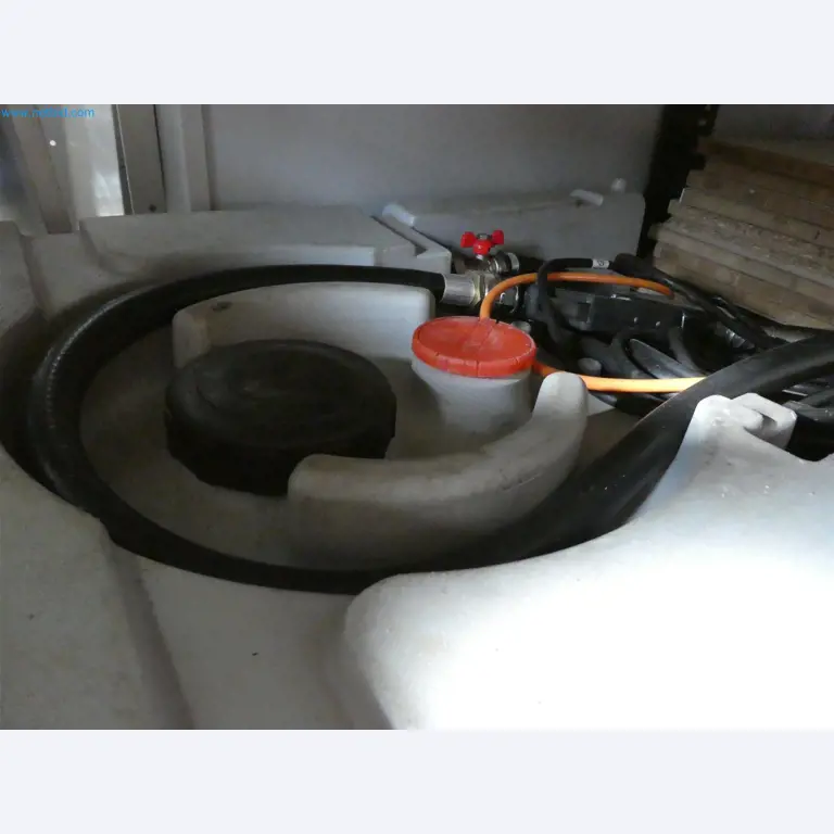 Equipamiento operativo y de oficina de un servicio de desactivación de explosivos-2