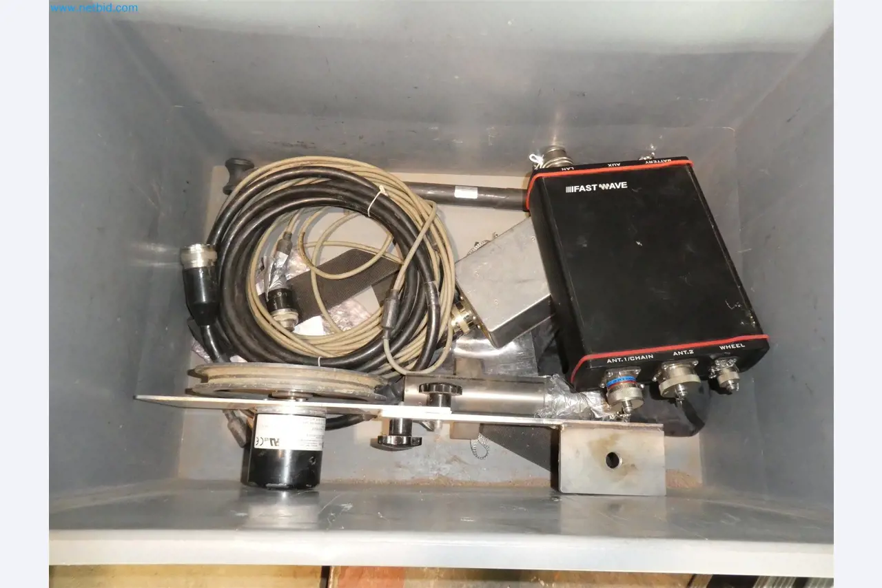 Equipamento operacional e de escritório de um serviço de eliminação de engenhos explosivos-11