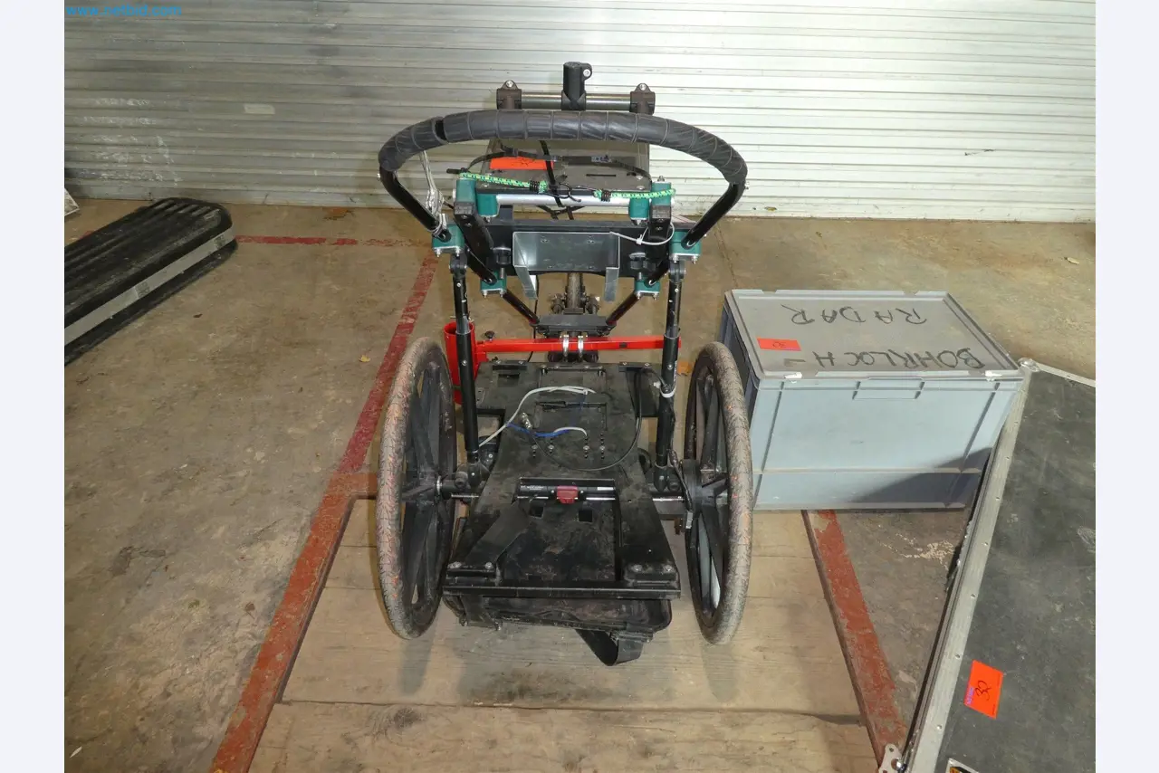 Equipamento operacional e de escritório de um serviço de eliminação de engenhos explosivos-9