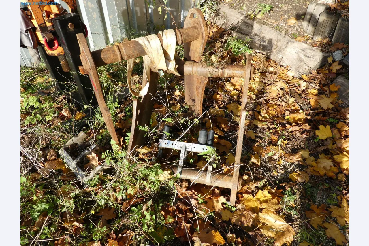 Operating and office equipment of an explosive ordnance disposal service-2
