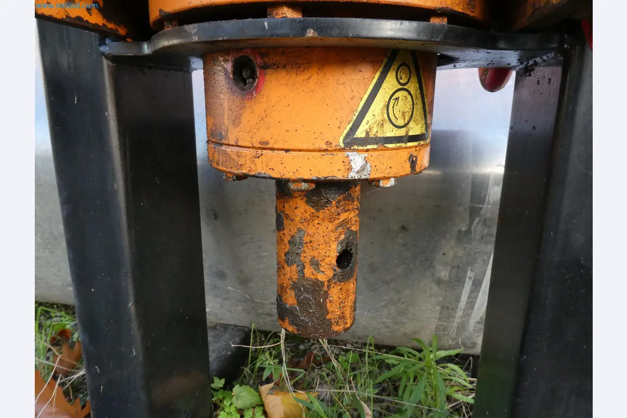 Operating and office equipment of an explosive ordnance disposal service-4