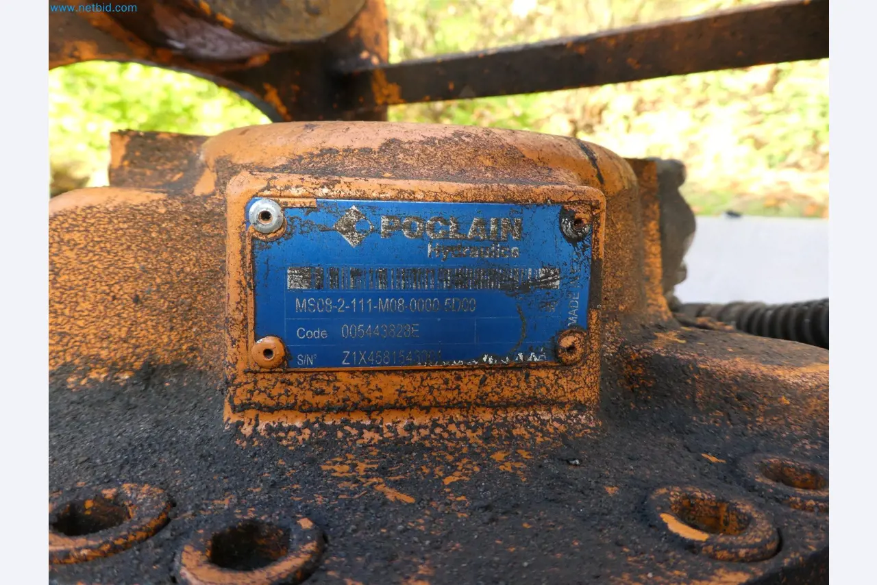 Operating and office equipment of an explosive ordnance disposal service-5