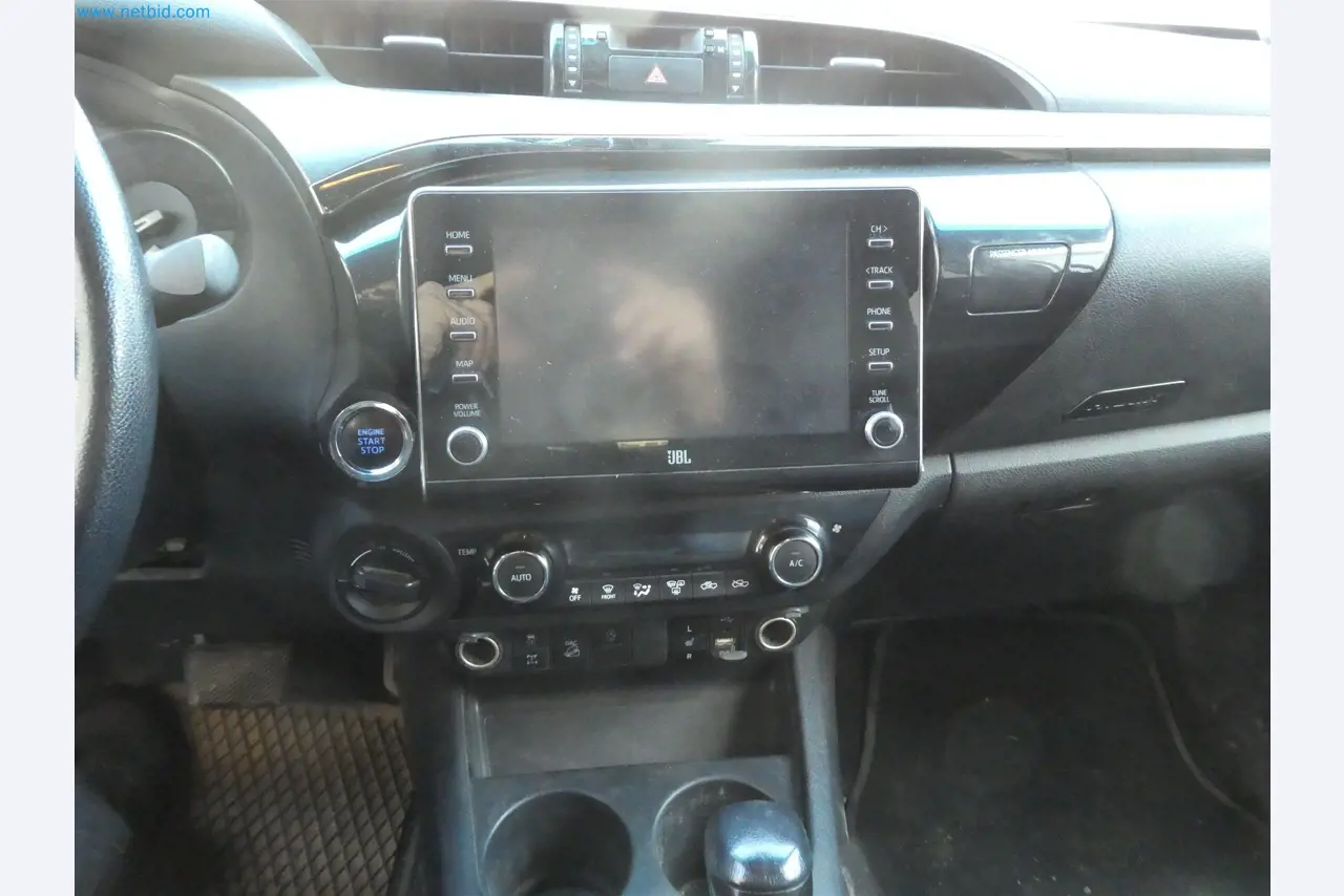 Operativna in pisarniška oprema službe za odstranjevanje eksplozivnih ubojnih sredstev-17