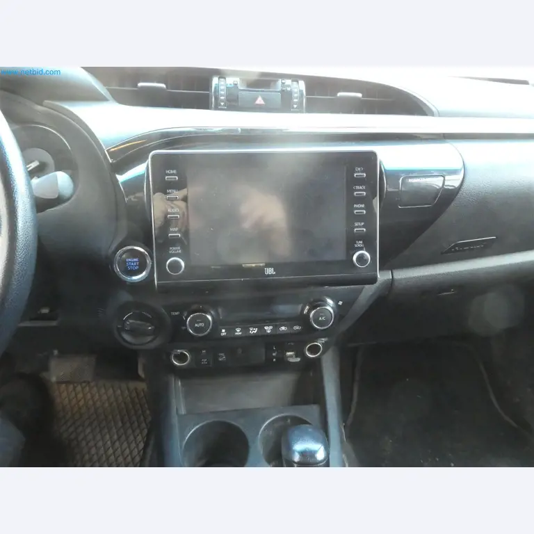 Operativna in pisarniška oprema službe za odstranjevanje eksplozivnih ubojnih sredstev-17