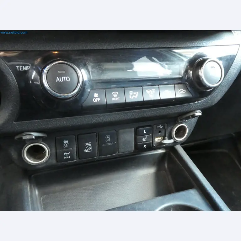 Operativna in pisarniška oprema službe za odstranjevanje eksplozivnih ubojnih sredstev-18