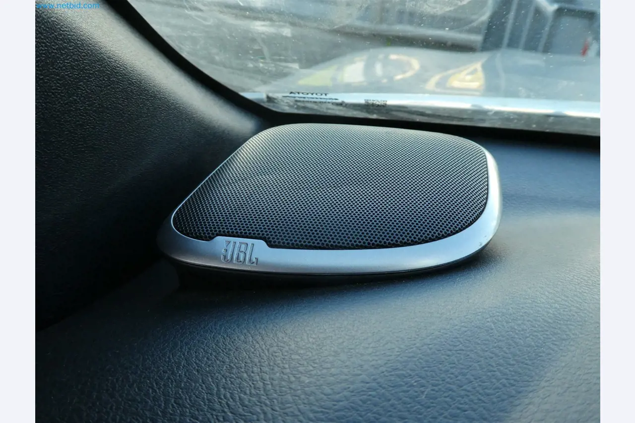 Operativna in pisarniška oprema službe za odstranjevanje eksplozivnih ubojnih sredstev-19