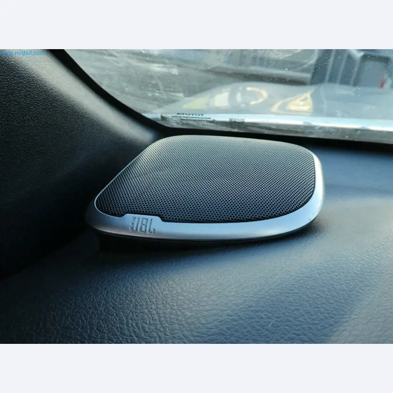 Operativna in pisarniška oprema službe za odstranjevanje eksplozivnih ubojnih sredstev-19