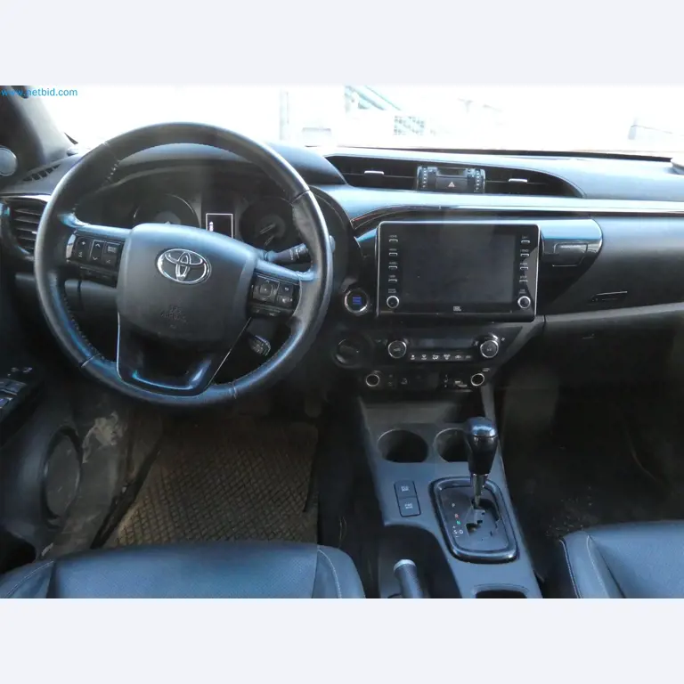 Operativna in pisarniška oprema službe za odstranjevanje eksplozivnih ubojnih sredstev-21