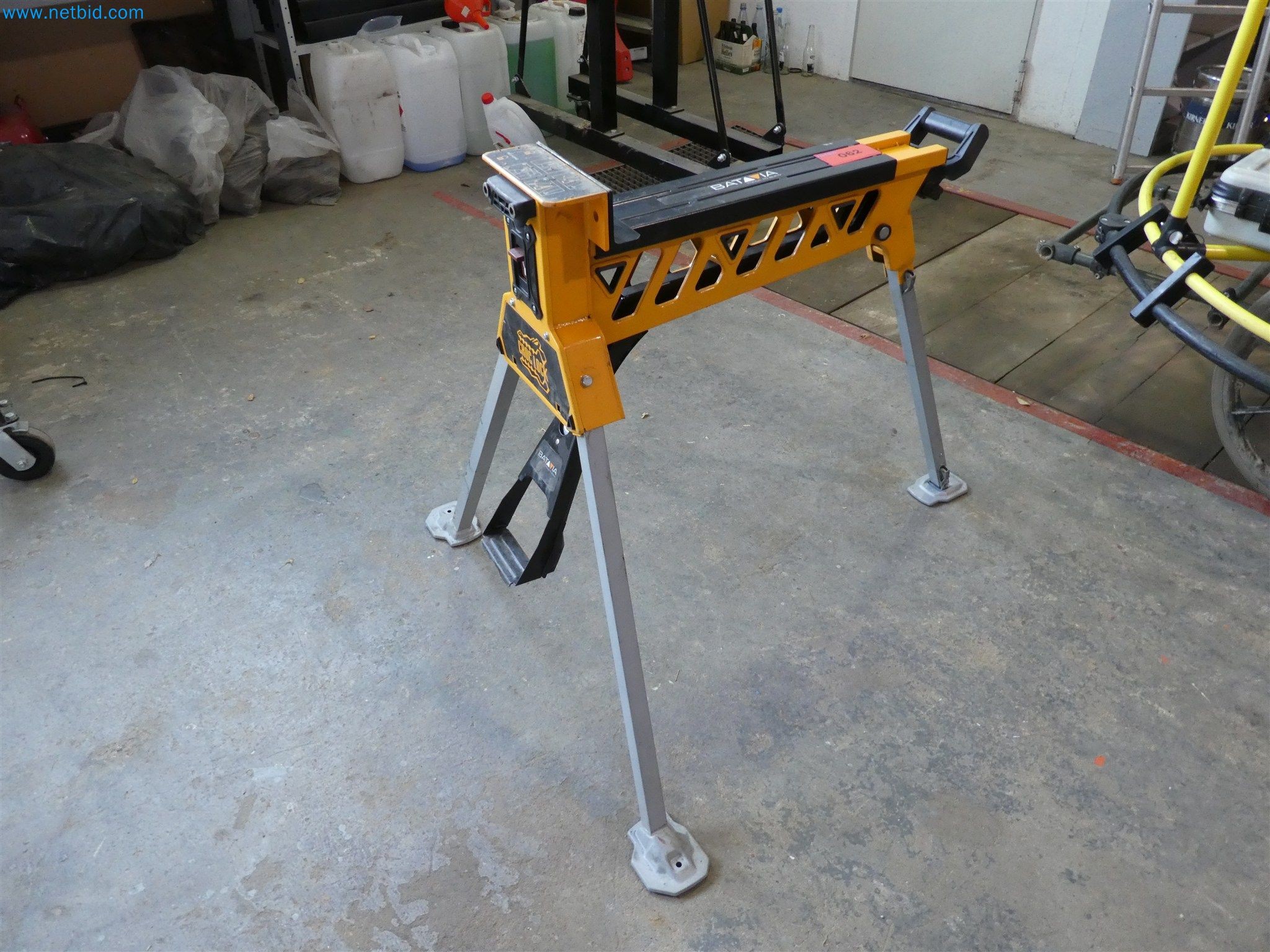 Equipamiento operativo y de oficina de un servicio de desactivación de explosivos-1