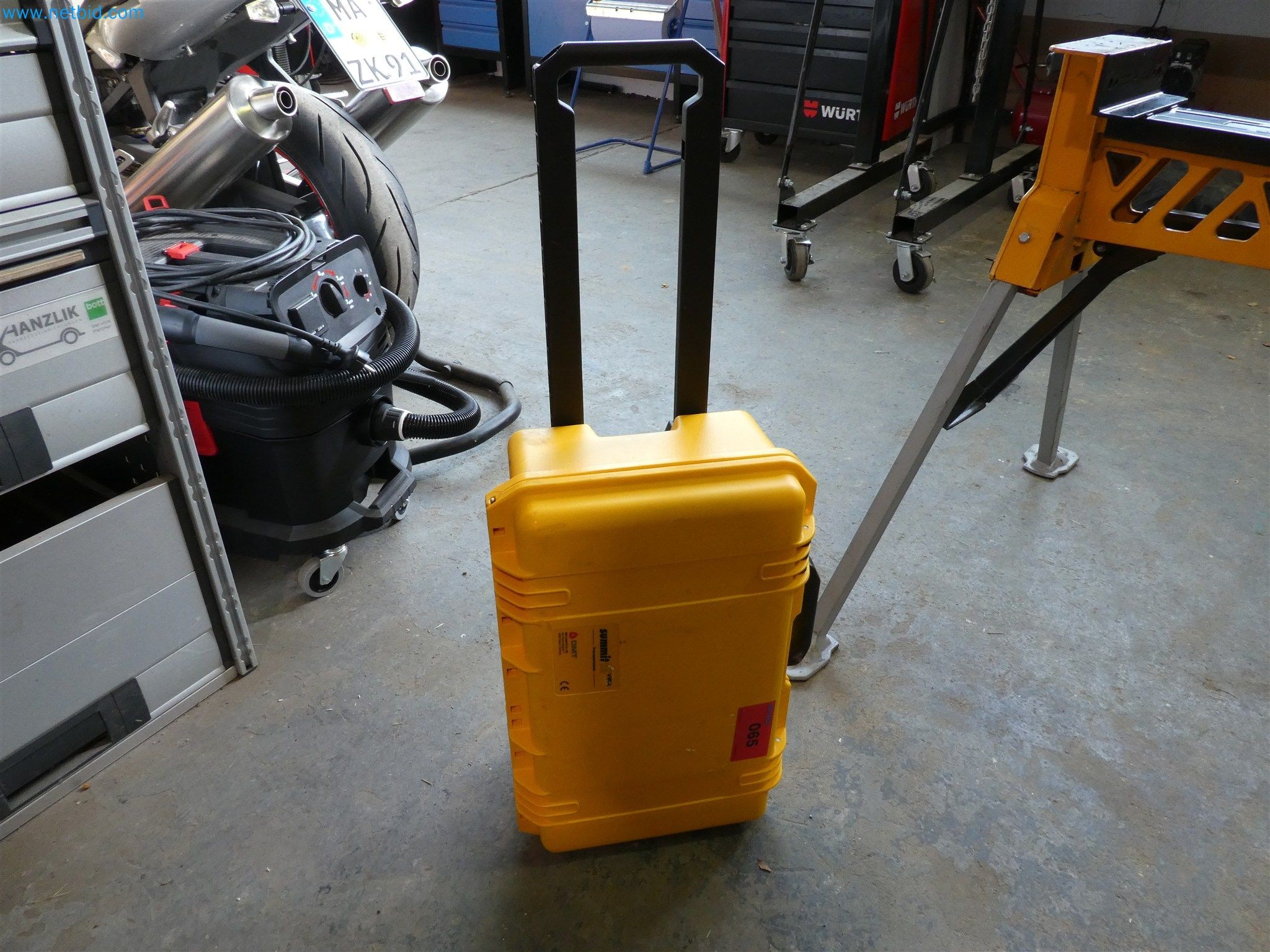 Equipamento operacional e de escritório de um serviço de eliminação de engenhos explosivos-7