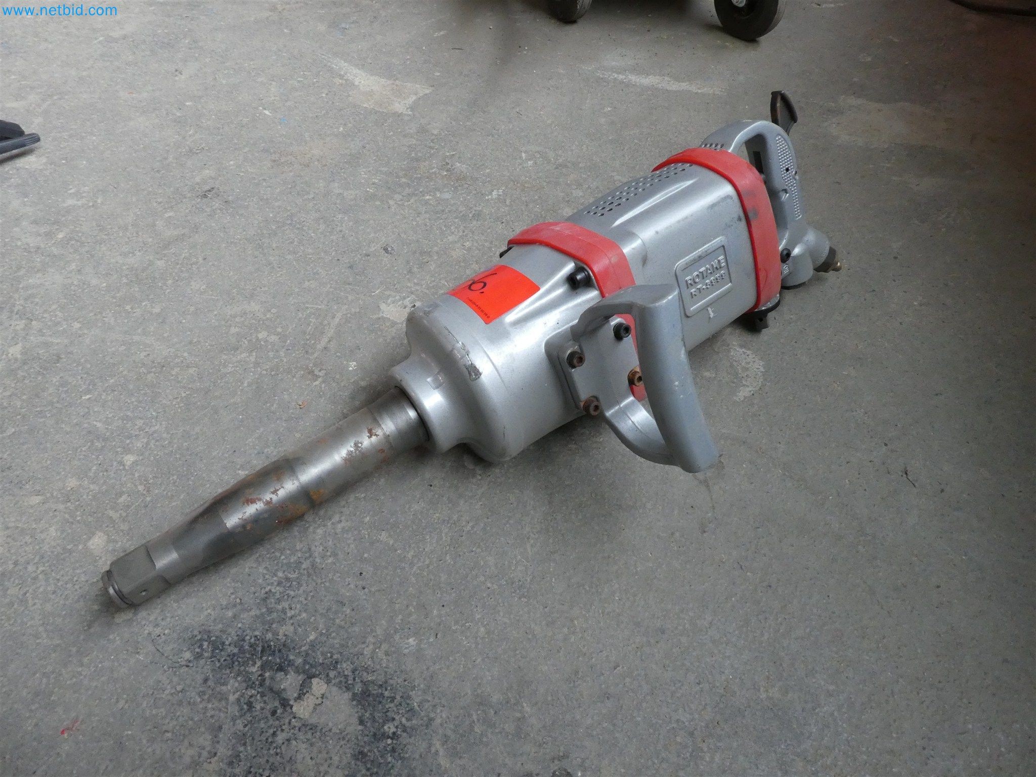 Equipamento operacional e de escritório de um serviço de eliminação de engenhos explosivos-1