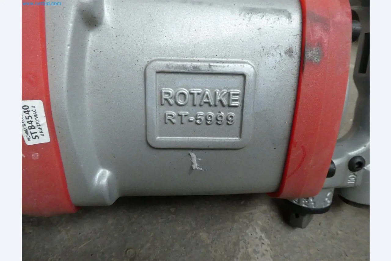 Equipamento operacional e de escritório de um serviço de eliminação de engenhos explosivos-2