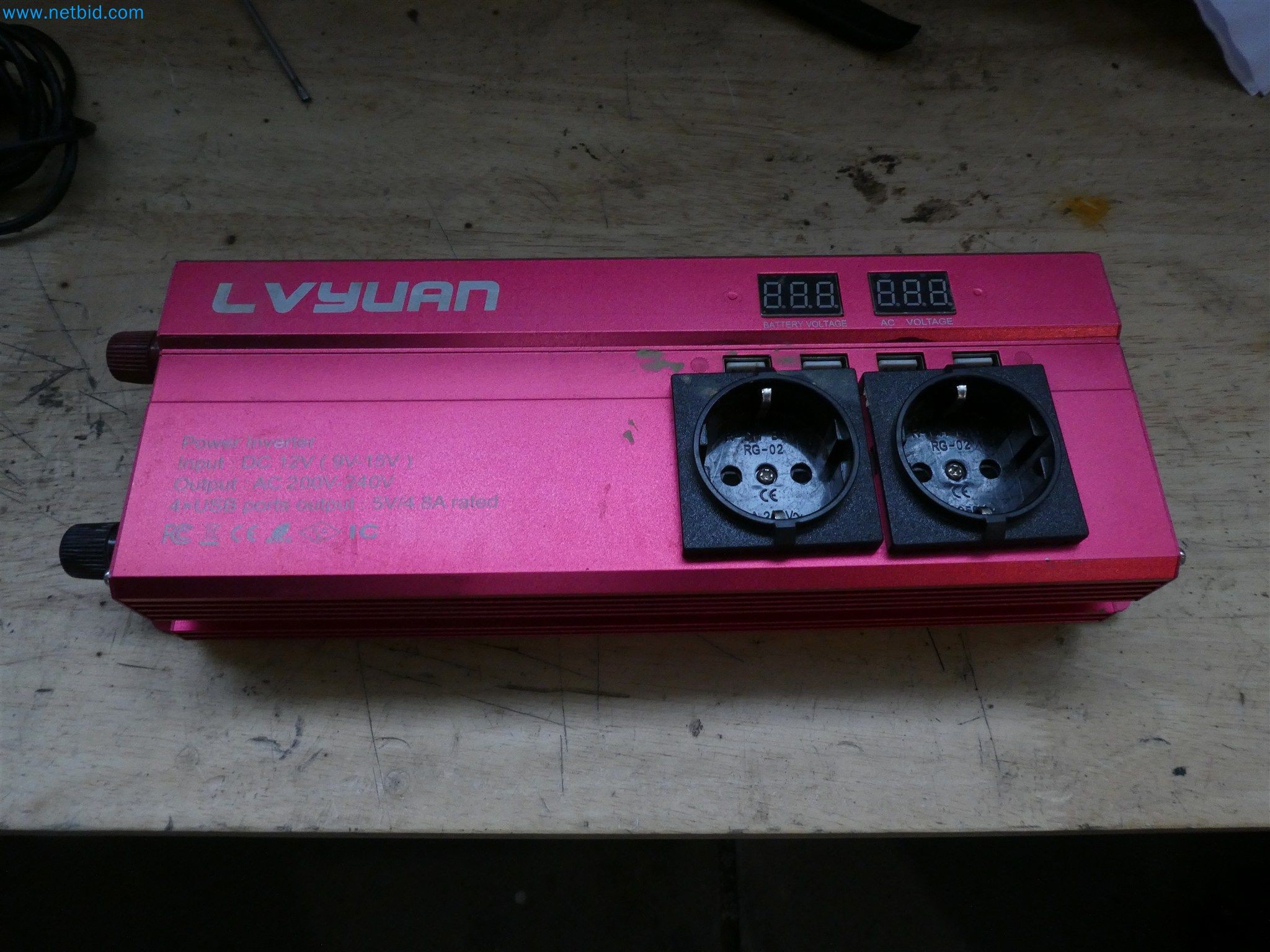 Equipamiento operativo y de oficina de un servicio de desactivación de explosivos-4