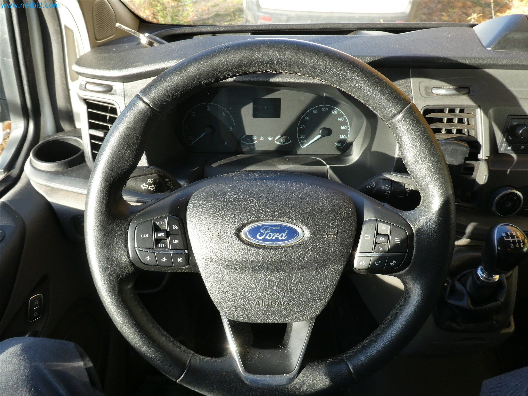 Equipamento operacional e de escritório de um serviço de eliminação de engenhos explosivos-9