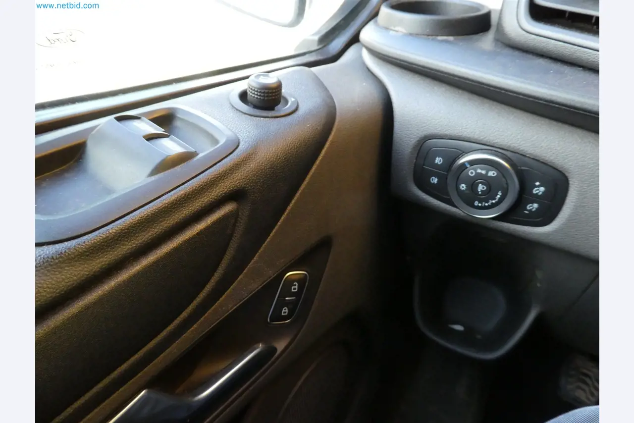 Equipamento operacional e de escritório de um serviço de eliminação de engenhos explosivos-7