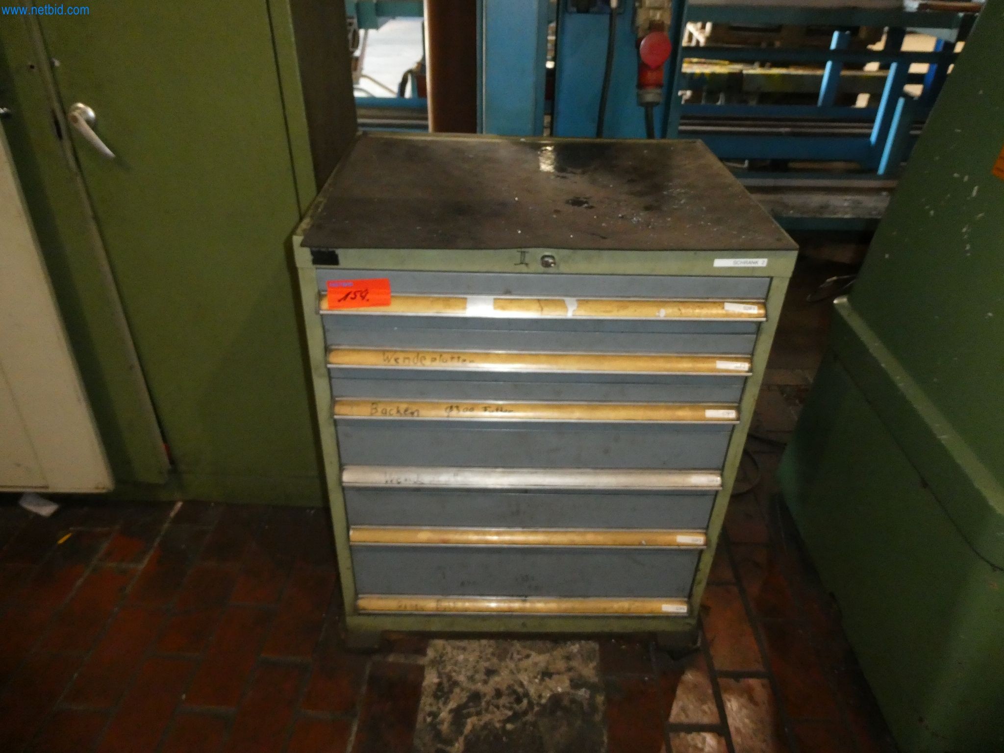 Construcción de aparatos y depósitos, construcción metálica, cerrajería, construcción de tuberías, montaje-11