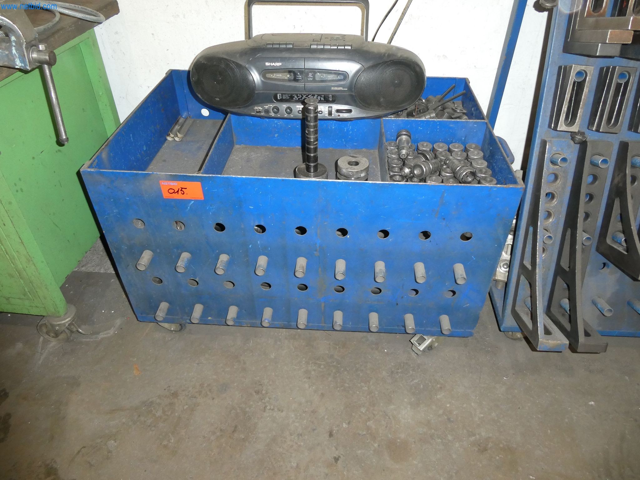 Budowa aparatury i zbiorników, konstrukcje metalowe, ślusarstwo, budowa rurociągów, montaż-3