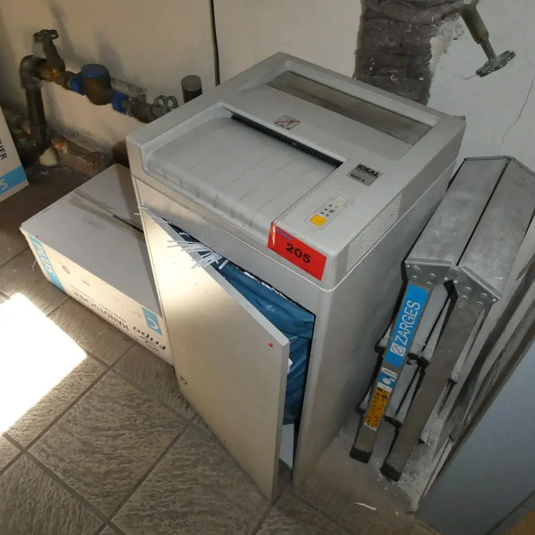 Apparaat voor vloerreiniging Lux Uniprof 240