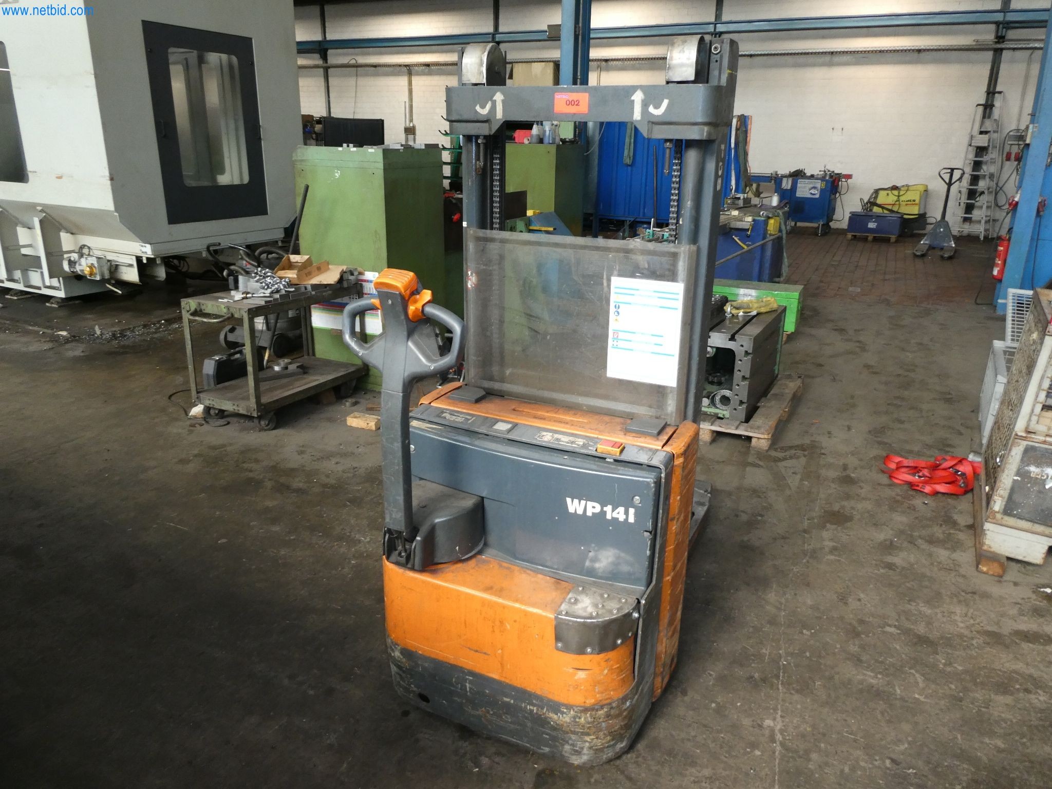 Budowa aparatury i zbiorników, konstrukcje metalowe, ślusarstwo, budowa rurociągów, montaż-1