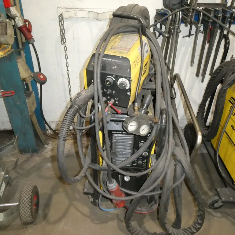 Gas-afgeschermde booglasser ESAB Warrior 500 ICC/CV