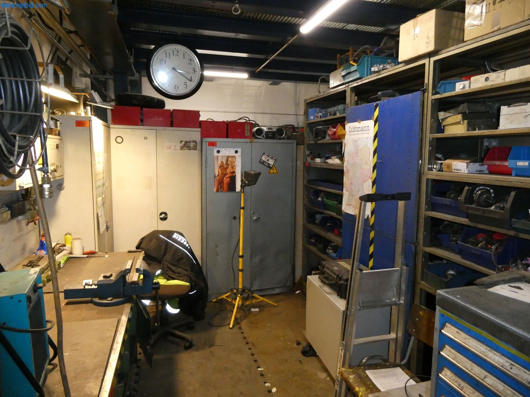 Budowa aparatury i zbiorników, konstrukcje metalowe, ślusarstwo, budowa rurociągów, montaż-11