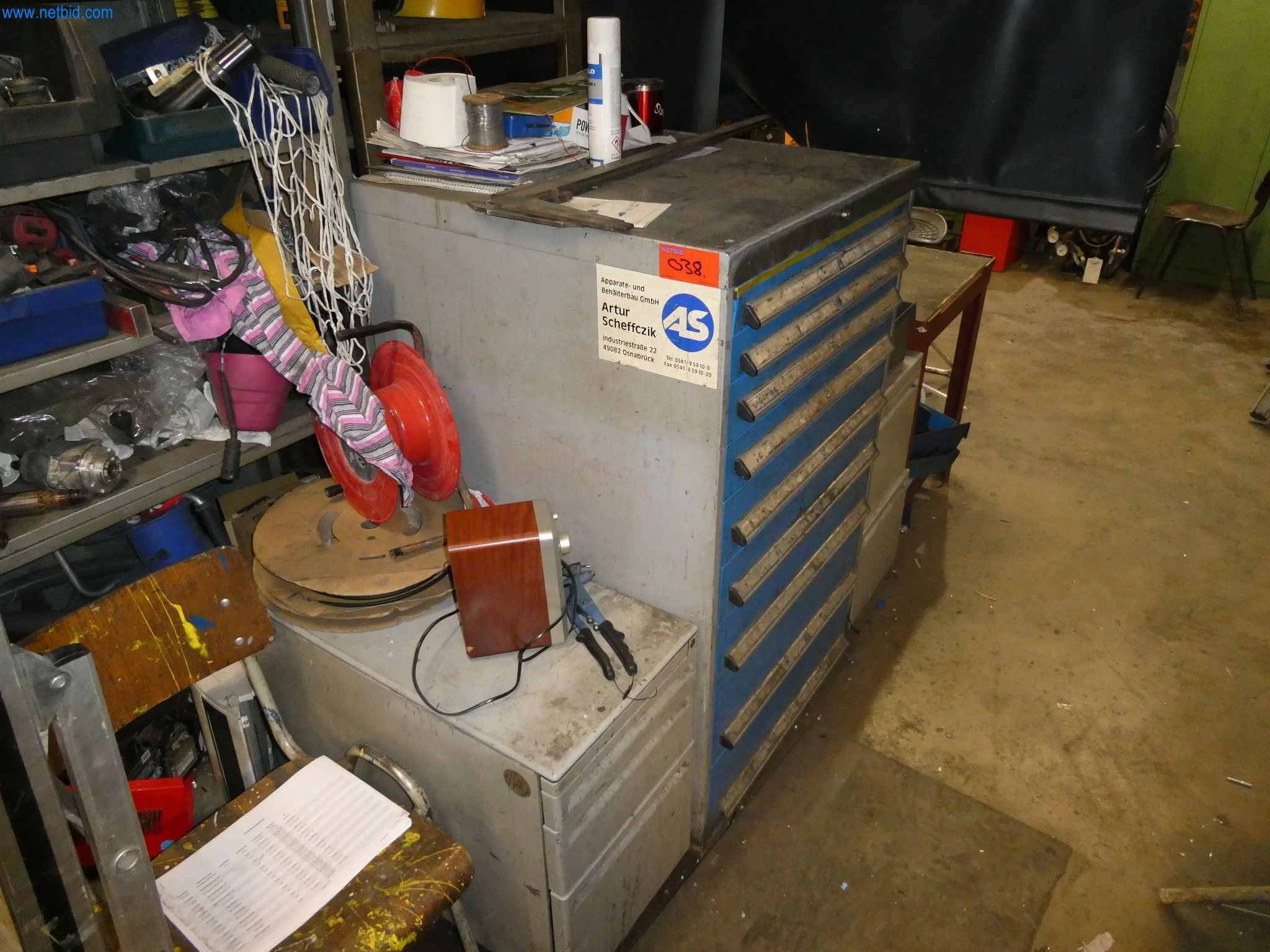 Budowa aparatury i zbiorników, konstrukcje metalowe, ślusarstwo, budowa rurociągów, montaż-12