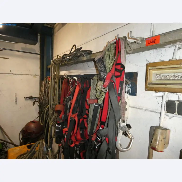 Budowa aparatury i zbiorników, konstrukcje metalowe, ślusarstwo, budowa rurociągów, montaż-3