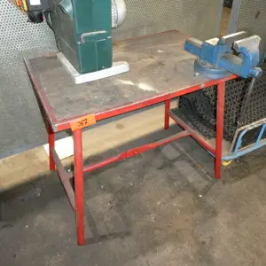 2 Werkbanken