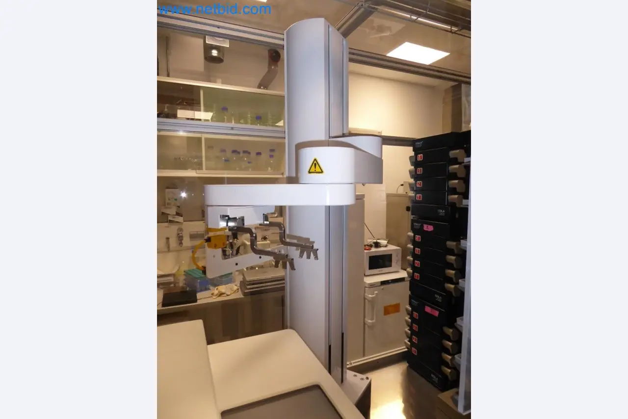 Laborgeräte, Analysegeräte-34