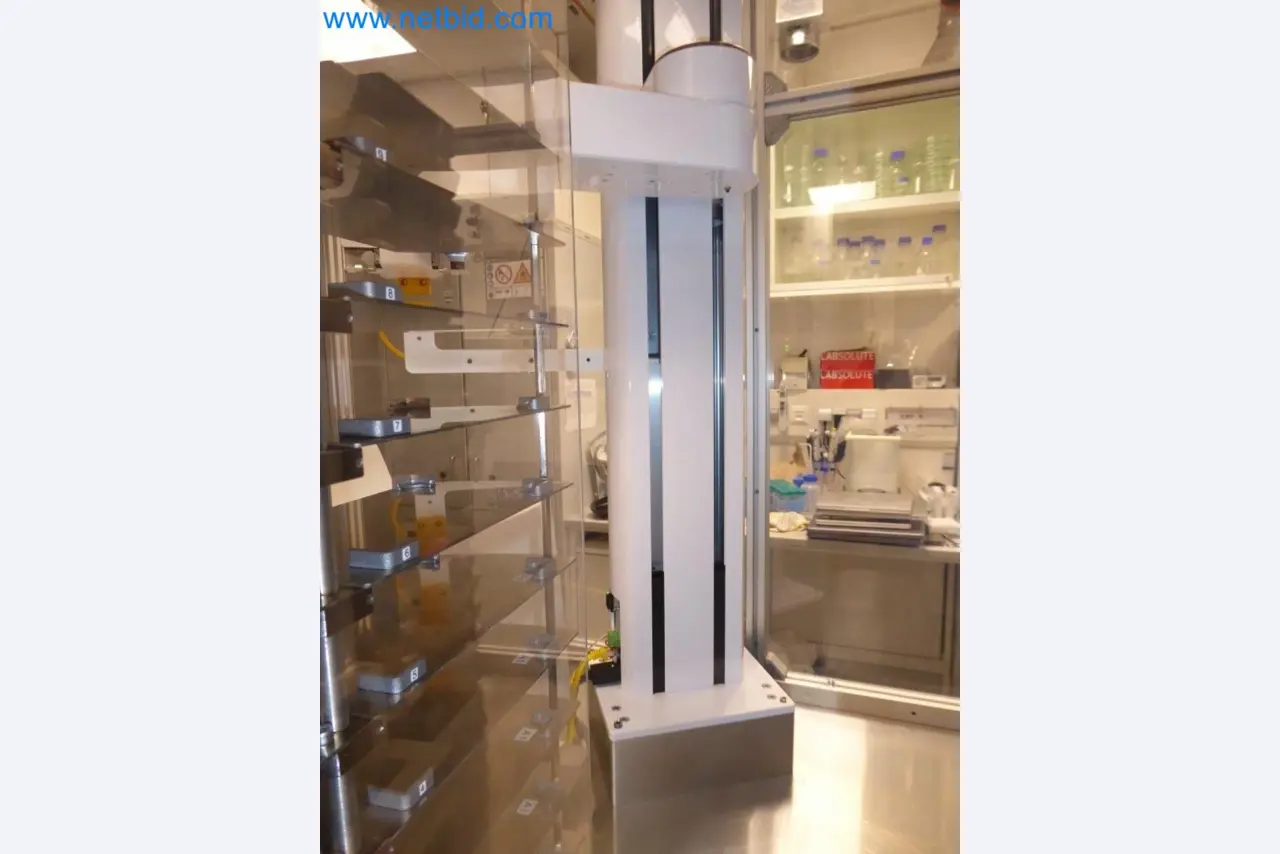 Laborgeräte, Analysegeräte-35
