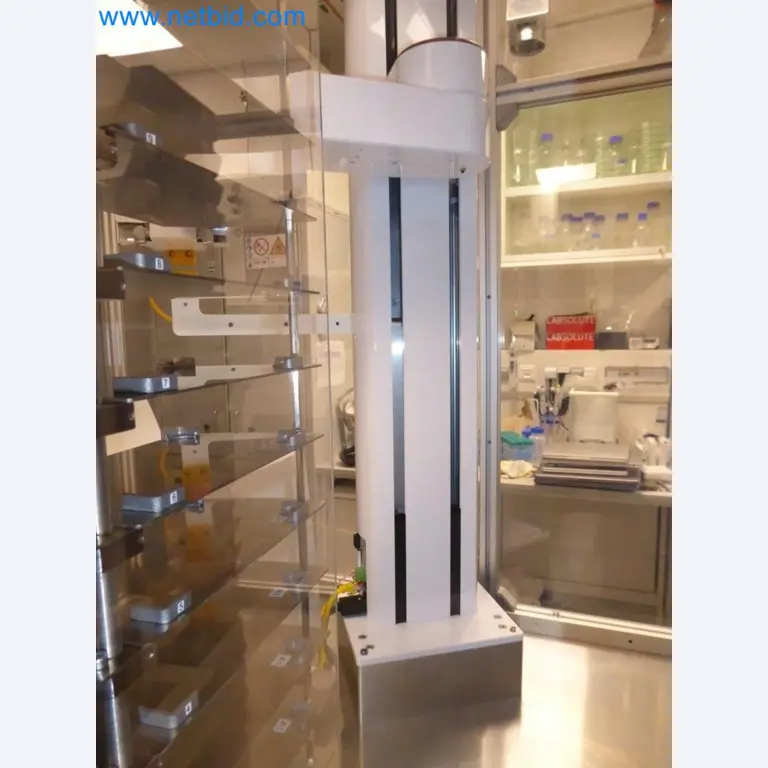 Laborgeräte, Analysegeräte-35