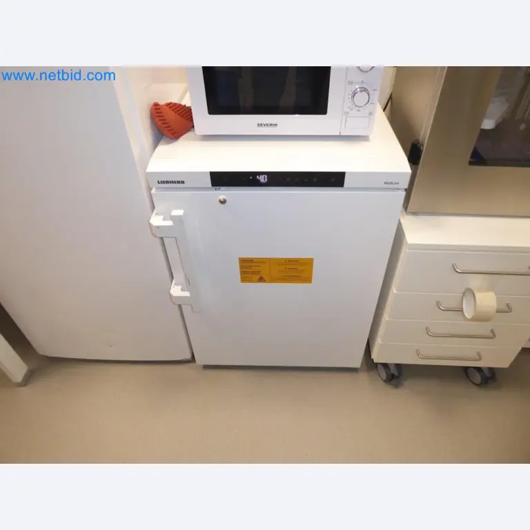 Laborgeräte, Analysegeräte-1